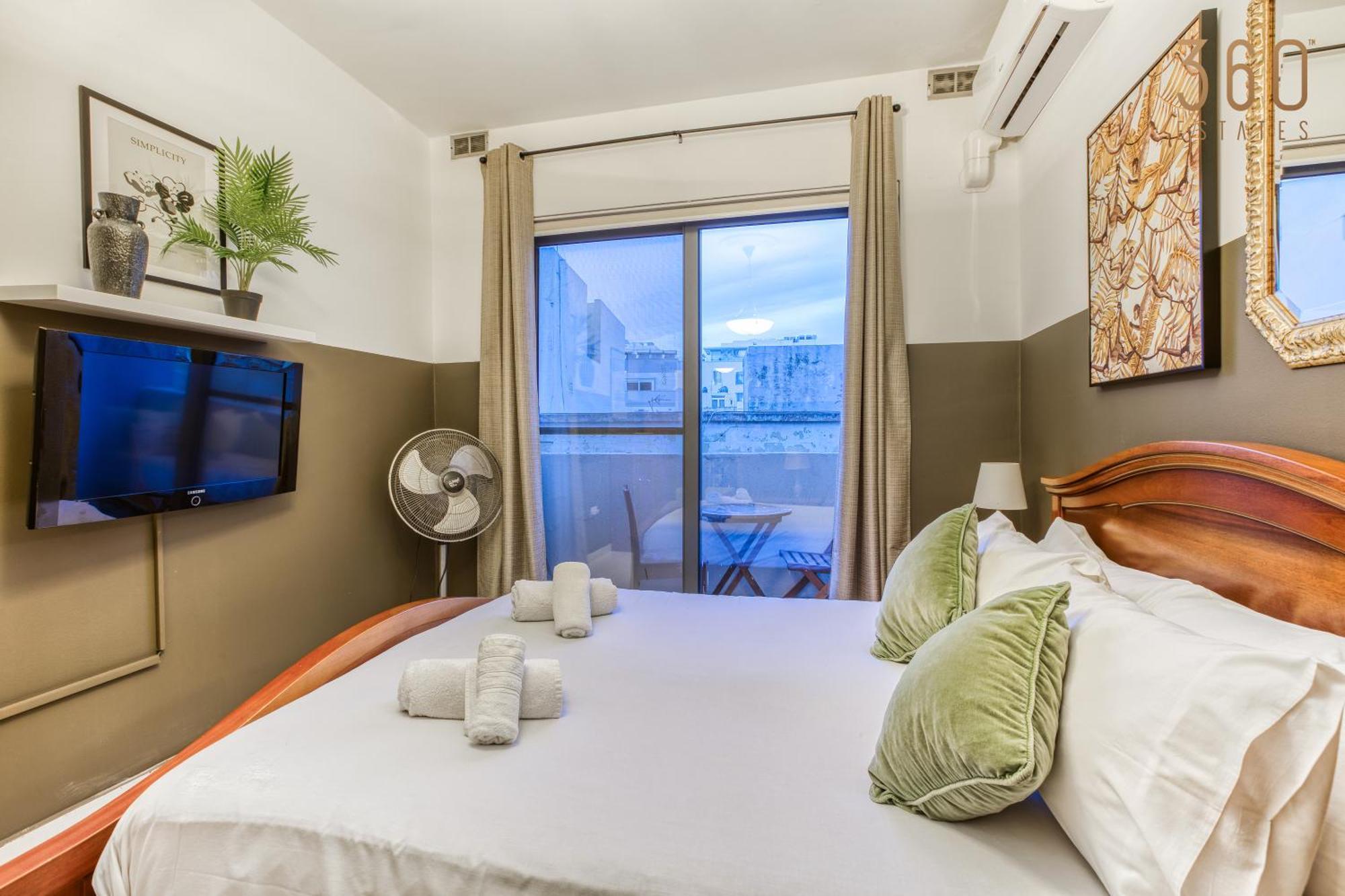 A Comfortable Apartment In The Heart Of Paceville Bt 360 Estates San Ġiljan Exterior foto